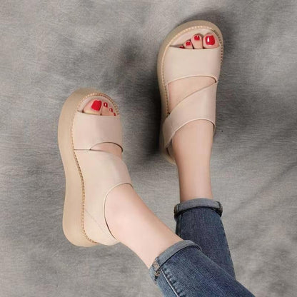 Sandalias de suela blanda con velcro