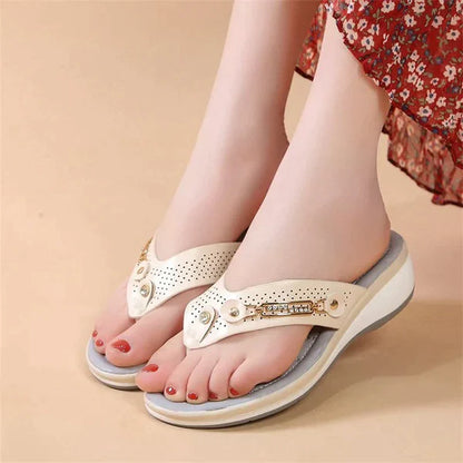 Soft sole support flip-flops