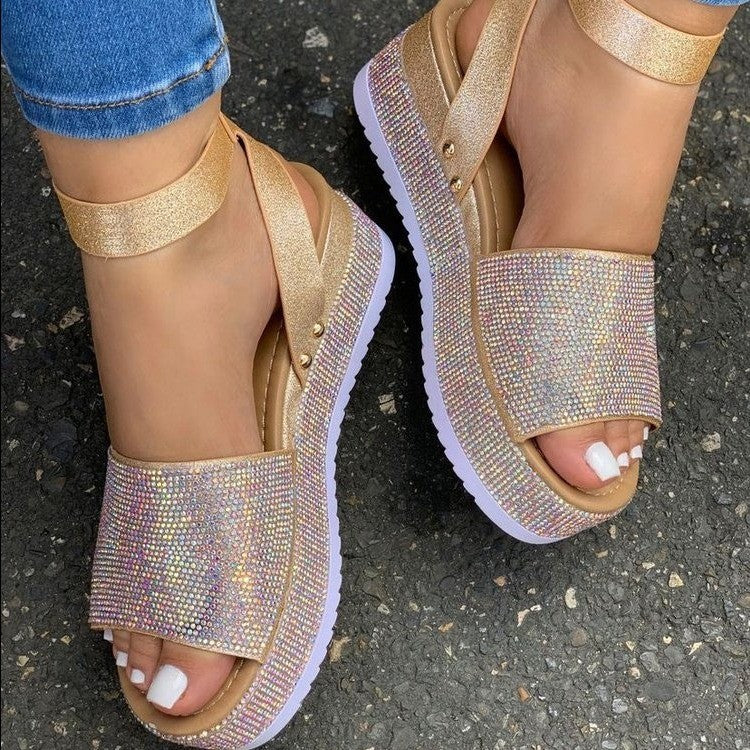 Sandalias con fondo grueso de strass