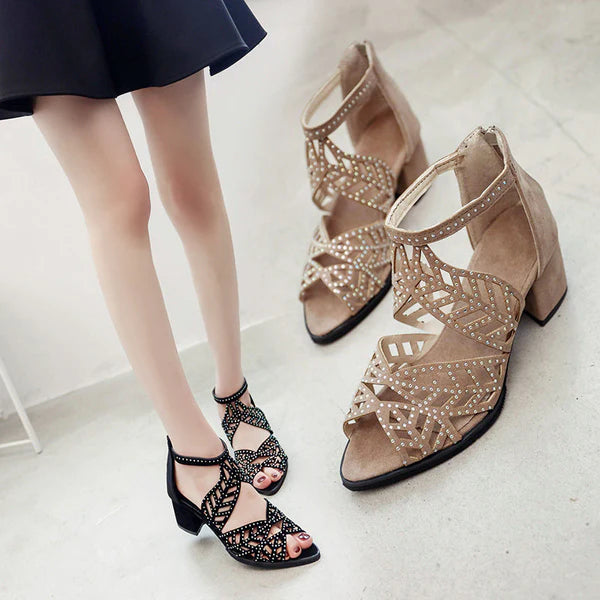 Sandalias romanas huecas con strass