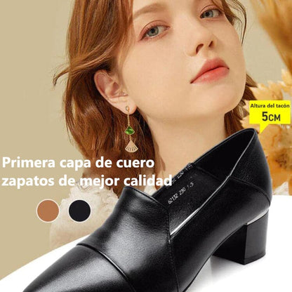 Zapatos de piel suave con tacón medio